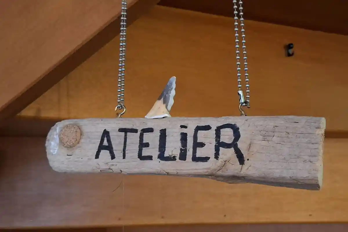 Dans l'espace de création de l'atelier Berniques