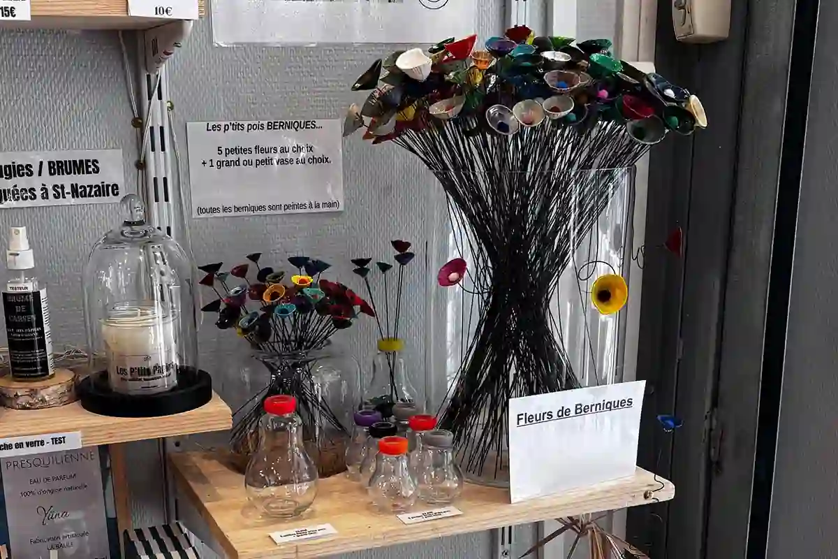 Pas que beau : L'artisanat local à découvrir au cœur de Saint-Nazaire 2 Les fleurs de berniques chez Pas que beau à Saint Nazaire
