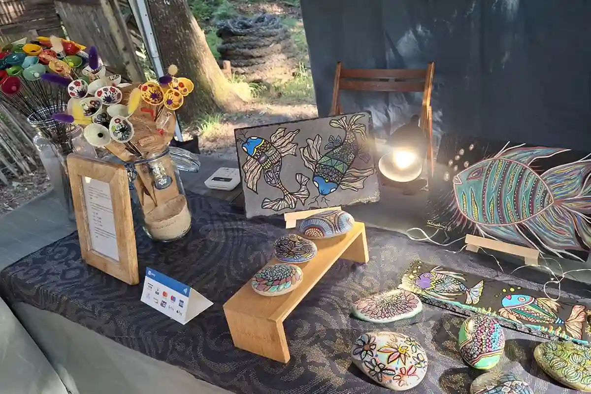 Plus petit marché du Monde à Lachanau (Hourtin) avec 2 créatrices