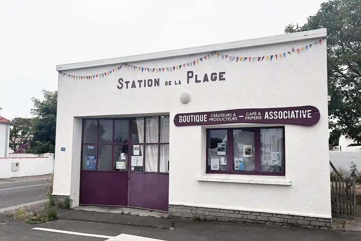 La Station de la plage à l'Épine. Une boutique de créateurs sur l'île de Noirmoutier